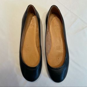 Naturalizer black leather ballet flats, size 10